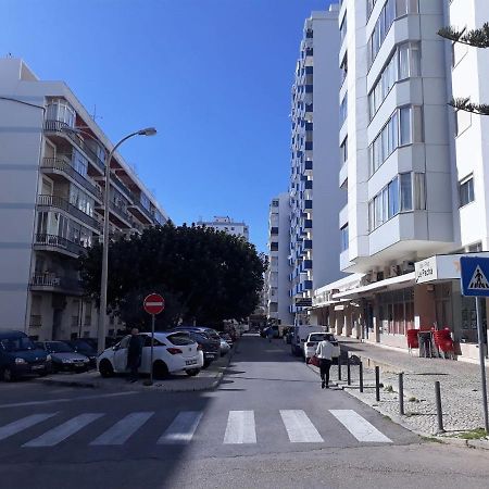 T2 Mira Praia 4- Familiar, 80Mt Praia, Wifi Quarteira Luaran gambar
