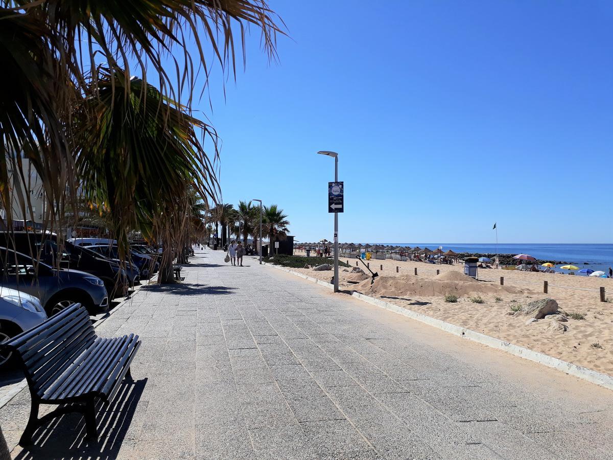 T2 Mira Praia 4- Familiar, 80Mt Praia, Wifi Quarteira Luaran gambar