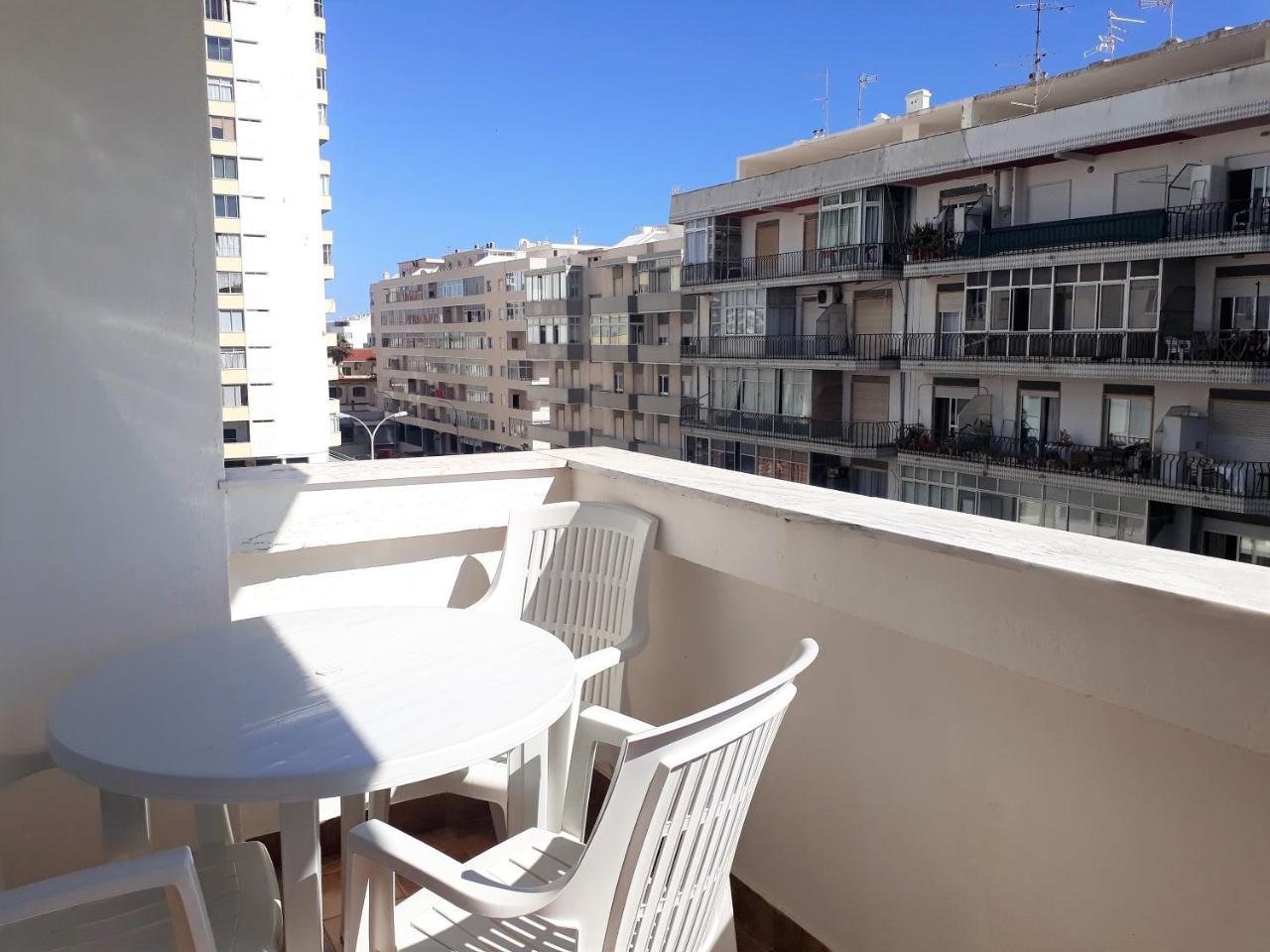 T2 Mira Praia 4- Familiar, 80Mt Praia, Wifi Quarteira Luaran gambar